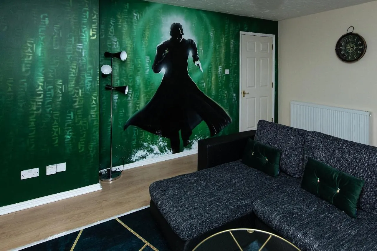 Escape The Matrix - 2 Bed Flat In City Centre With Free Parking Southampton Apartment